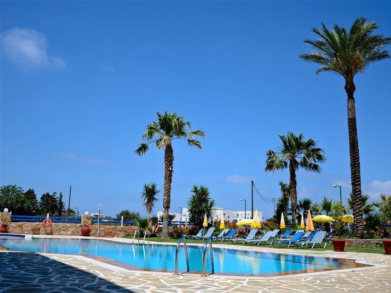 Cretan Family Apartments Малиа Екстериор снимка