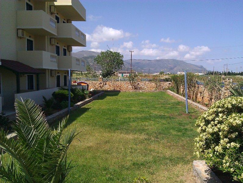 Cretan Family Apartments Малиа Екстериор снимка